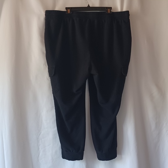 Torrid Jogger Sweatpants Relaxed Fit Black Fleece 26 Inseam Size 3X - Picture 2 of 2